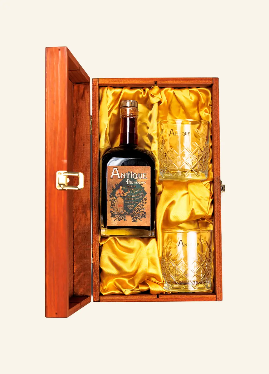 Poklon paket s čašama 30